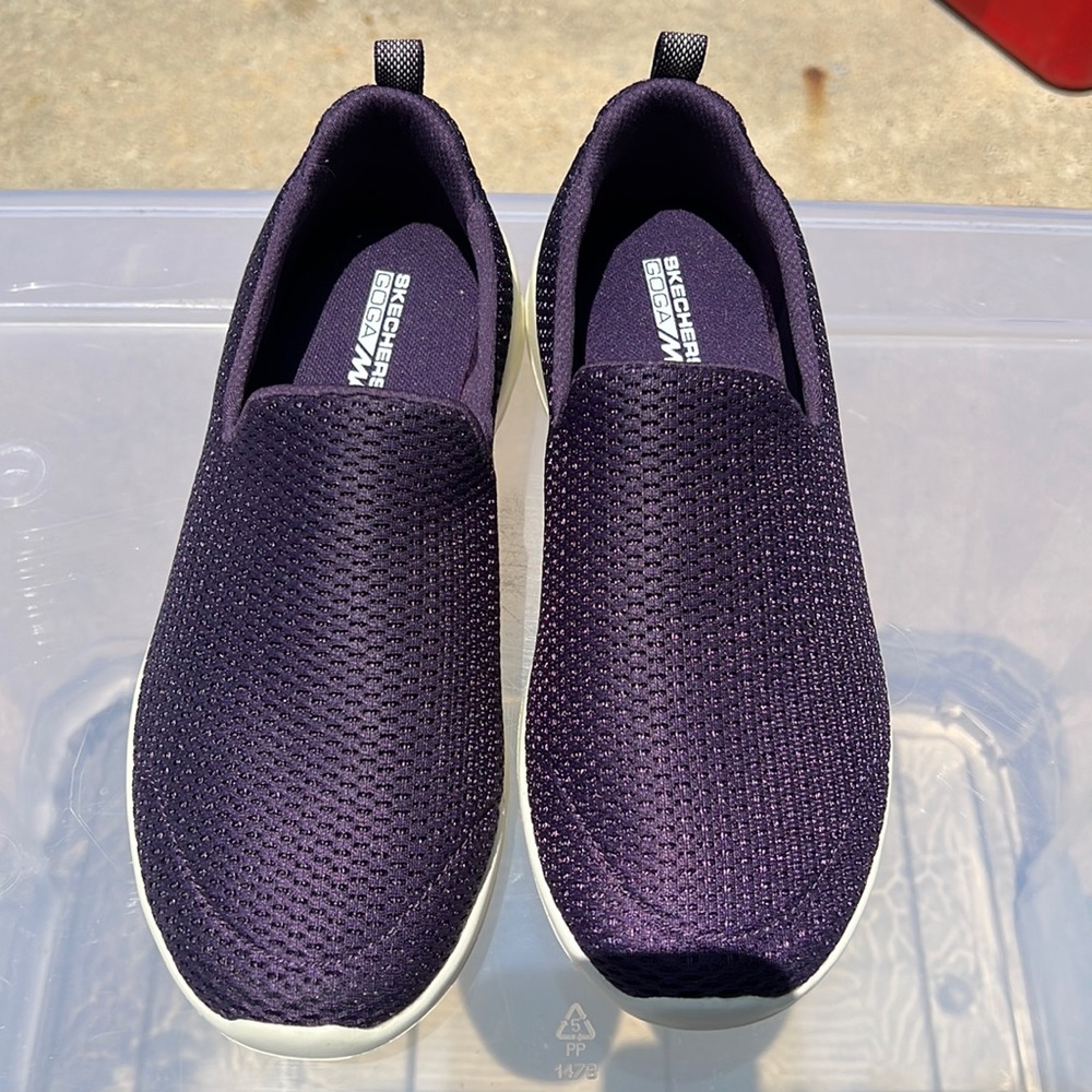 Skechers Go Walk Joy Brand New